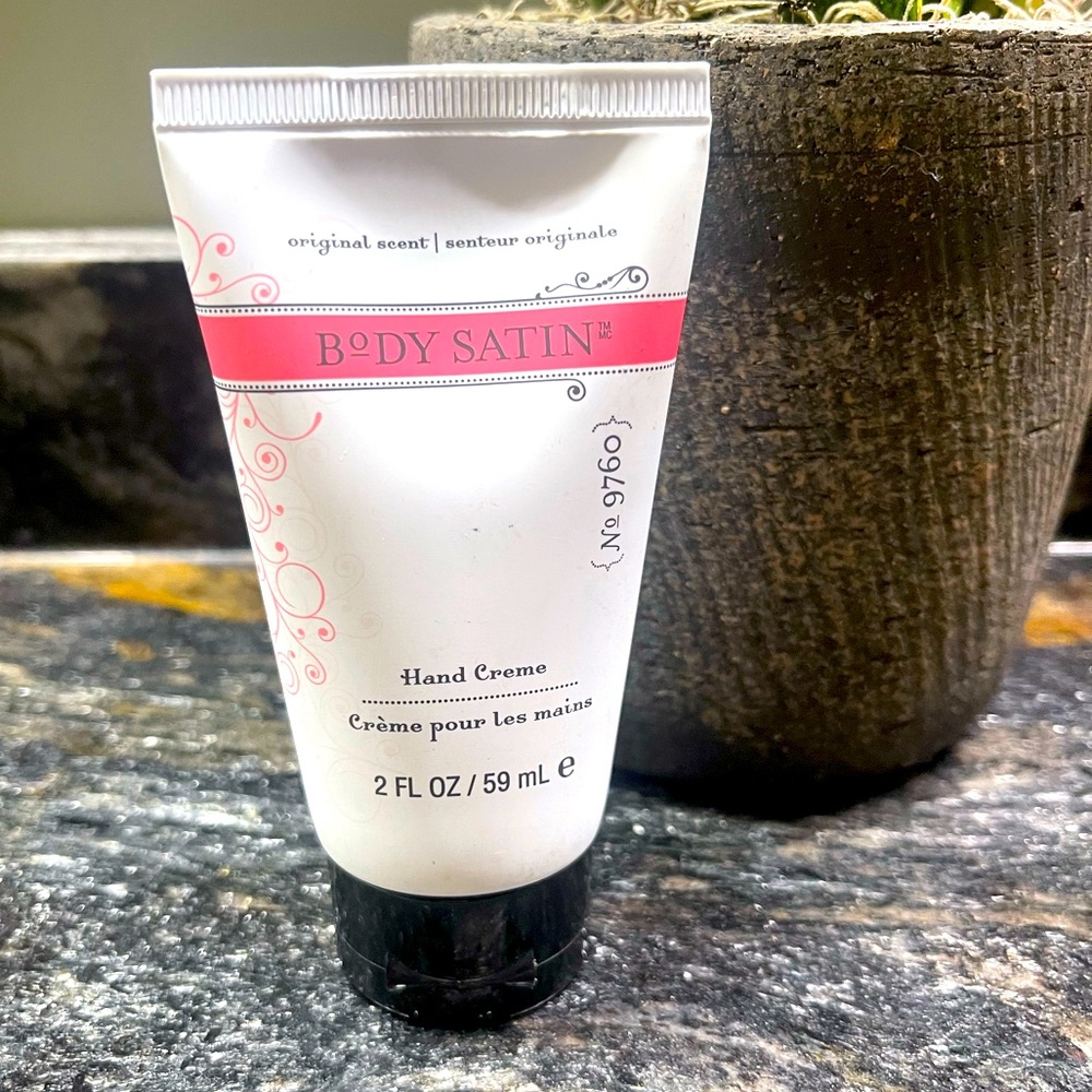 Body Satin Hand Crème Original Scent NEW